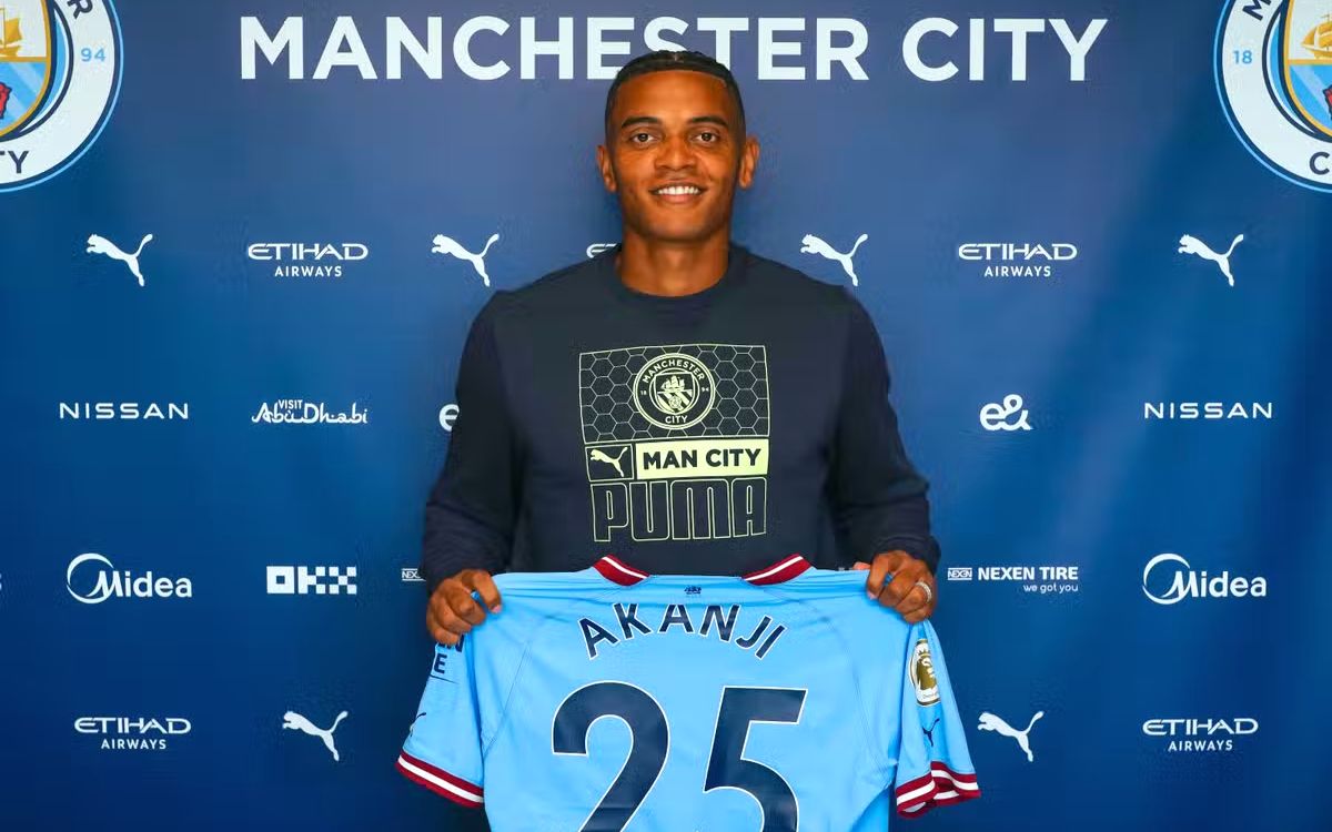 Manuel Akanji Joins Manchester City