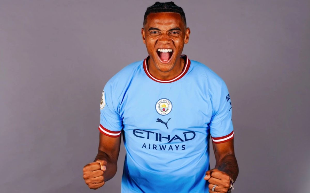 Manuel Akanji Joins Manchester City