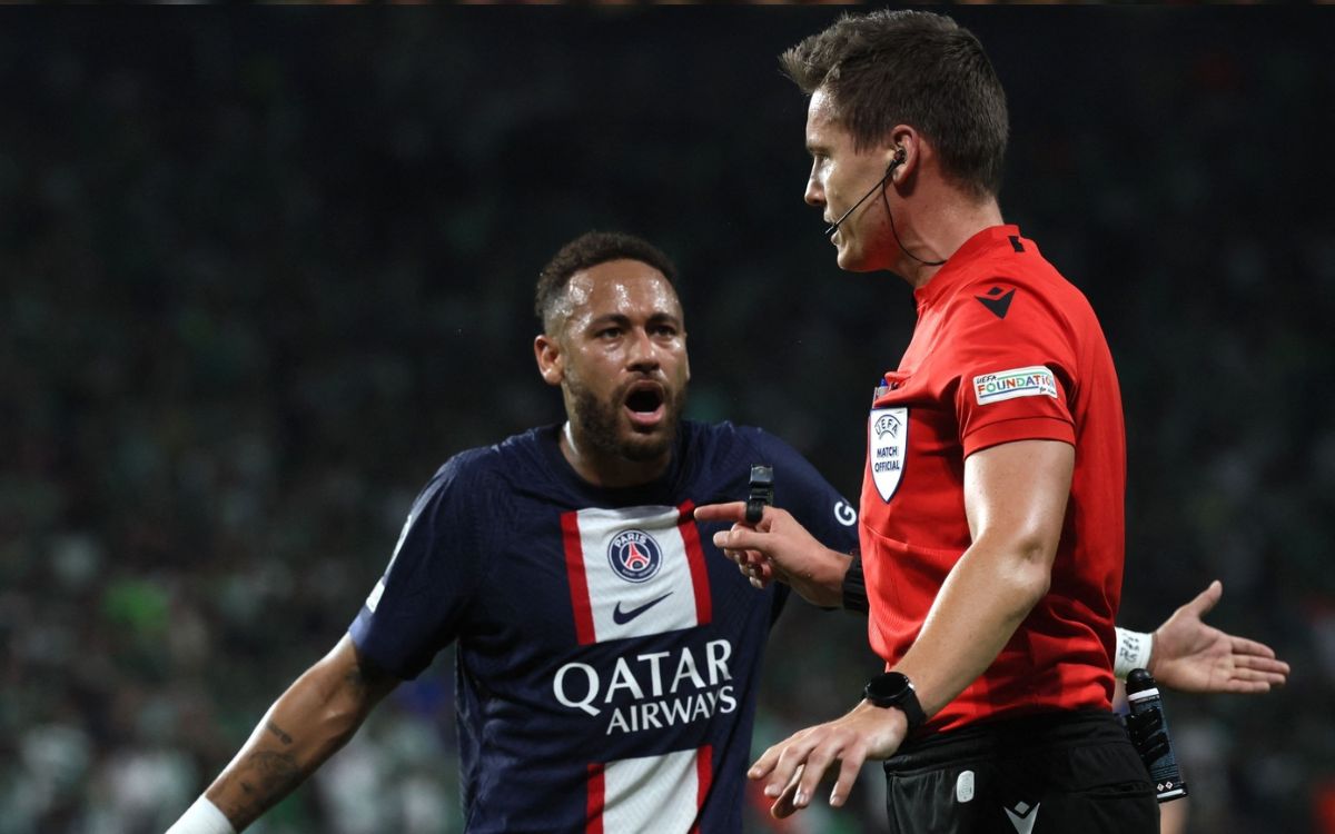 PSG's Neymar Slams Champions League Referee 