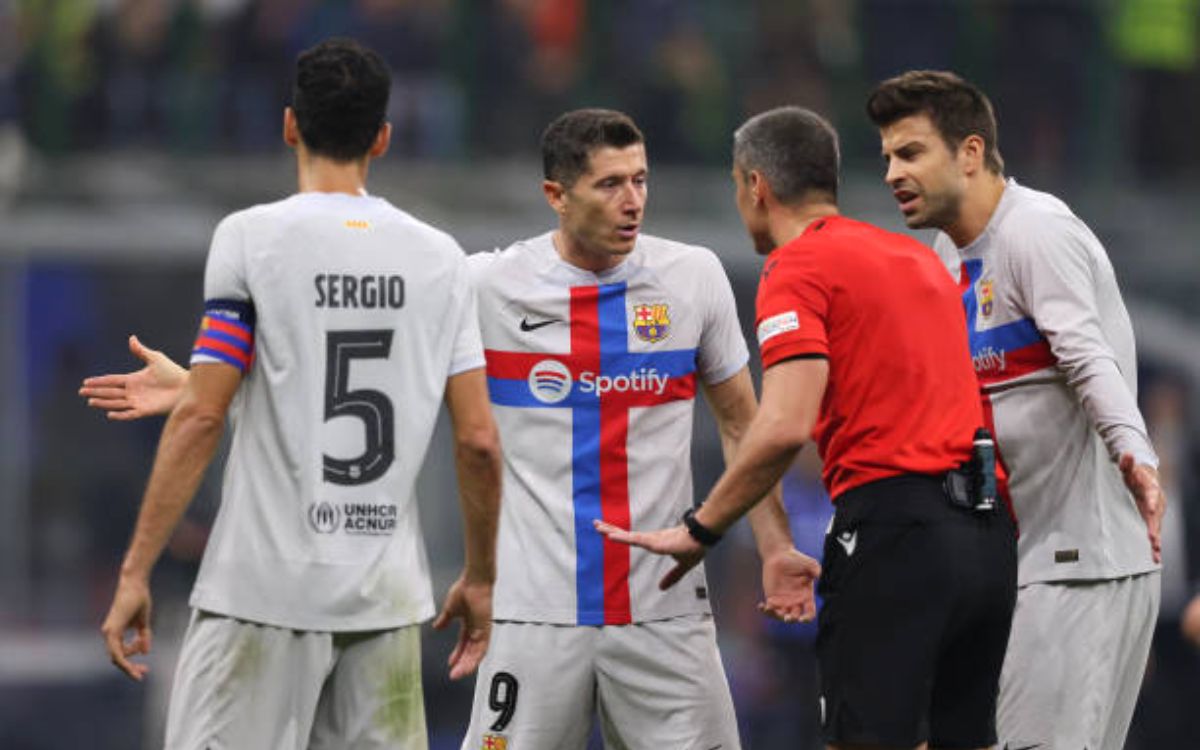 Barcelona Will Complain To UEFA About Refereeing In Inter Milan Game